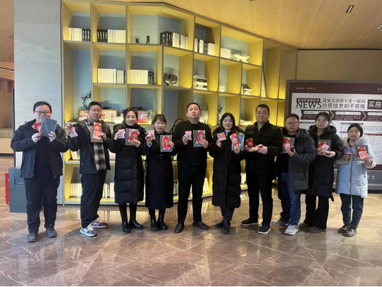 花樣年2024開工大吉|路長須定,貓?jiān)趧t靈(1)286.png